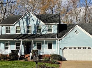 1212 Fairway Dr, Chesapeake, VA 23320