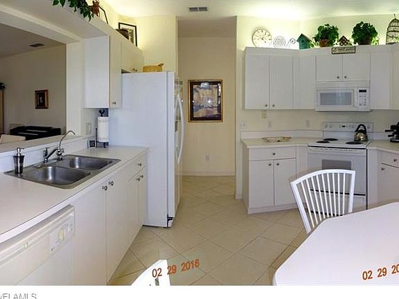 4th image of 15031 Bridgeway Ln APT 1101