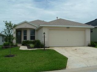 20508 Queen Alexandra Dr, Leesburg, FL 34748