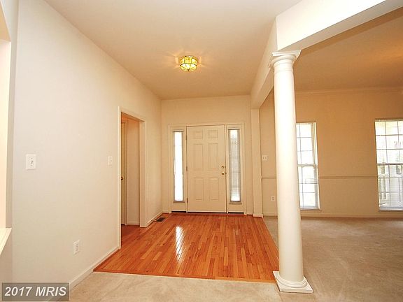 3rd image of 1115 Walker Dr