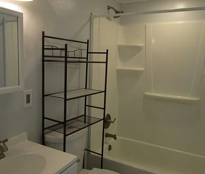 710 Oxford Square Dr — Photo 9