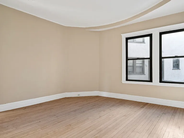 10 Green St #4J — Photo 8
