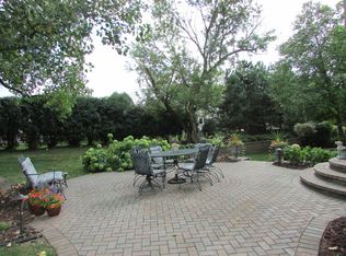10601 Tower Dr, Orland Park, IL