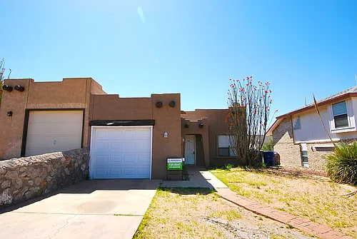 216 Cutlass Dr #B Photo 1