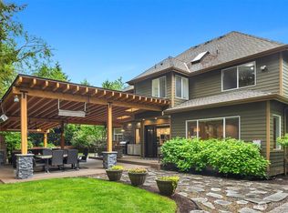 15625 Avondale Rd NE, Woodinville, WA 98072