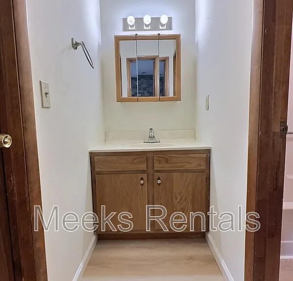 58 Maple Ln — Photo 13
