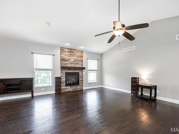 5th image of 929 Calista Ridge Dr