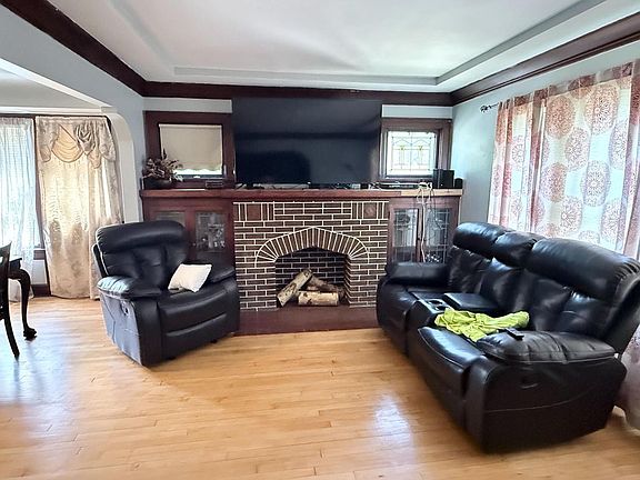 2nd image of 2902 N 44th STREET #2904