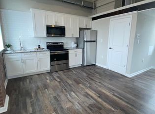537 N 64th St #2A, Philadelphia, PA 19151