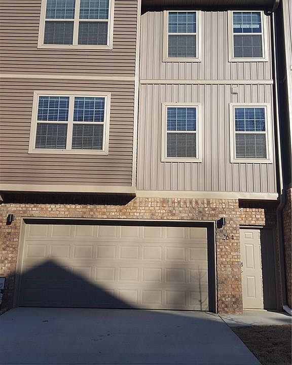 1st image of 264 S Rolling Woods Way