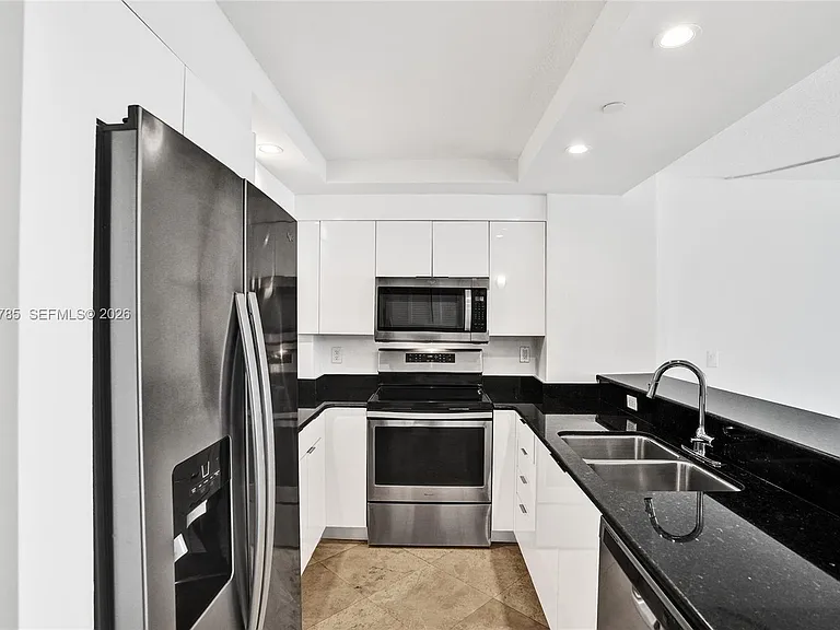 6917 Collins Ave #503 — Photo 13
