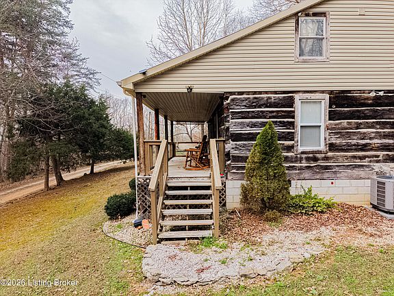 4th image of 122 Gadberry Subdivision Rd