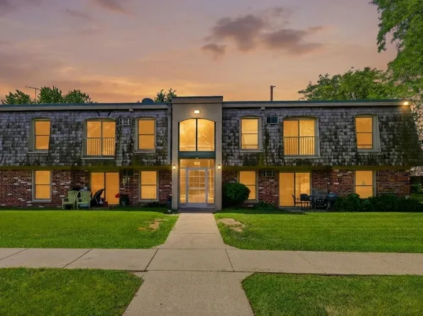 908 9th Ave S APT 7, Hopkins, MN 55343