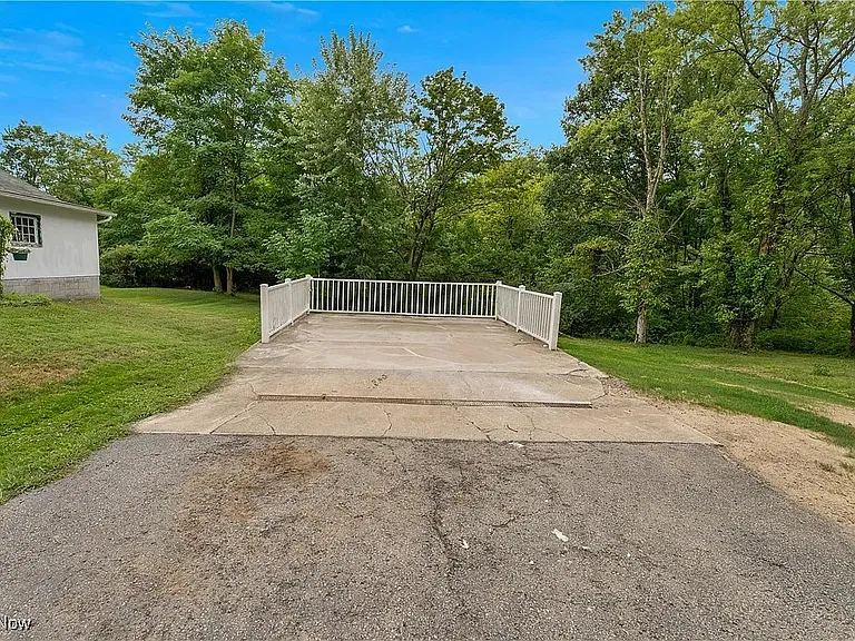 49 Shields Rd — Photo 19