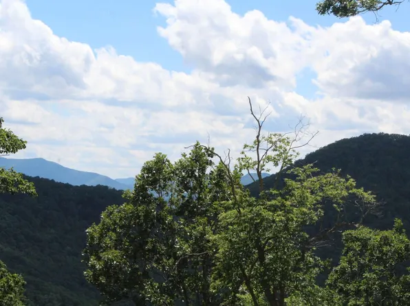 143 Shiloh Rdg, Hayesville, NC 28904