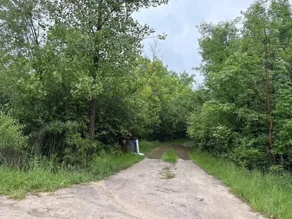 6729 Cherry Hill Rd, Ypsilanti, MI 48198