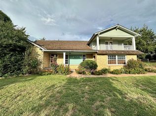 619 N 6th St, Weatherford, OK 73096