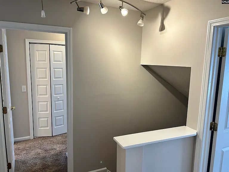 122 Curvewood Rd — Photo 18