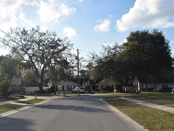4th image of 7153 Wrenwood Cir