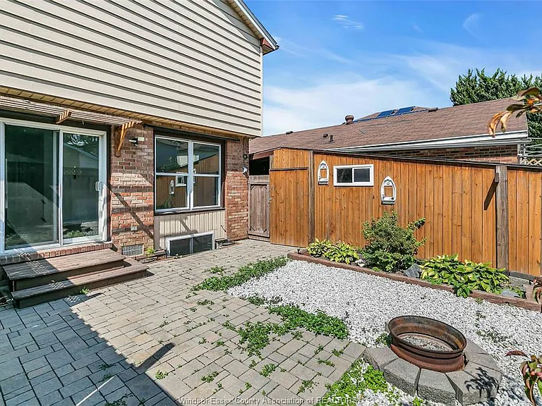 9015 Copperfield Ct — Photo 22