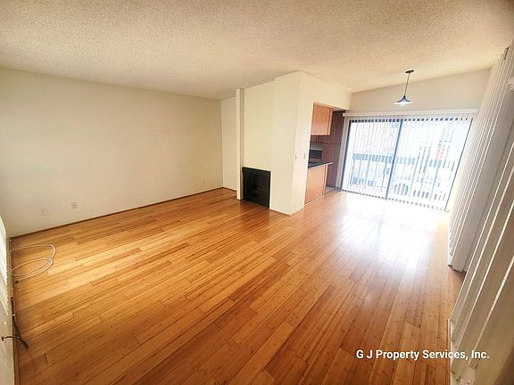 3rd image of 37 Covina Ave #529