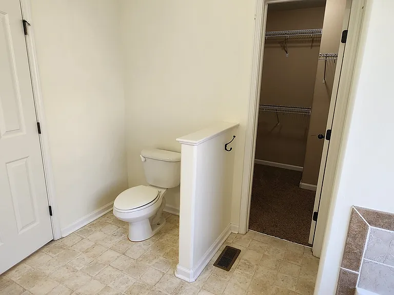 2969 Brewster Dr — Photo 15