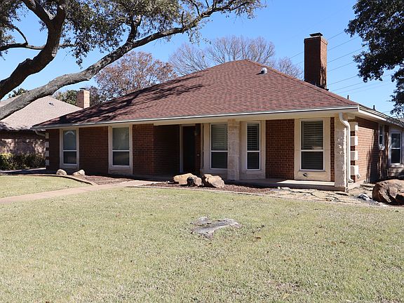 2nd image of 4217 Lake Vista Dr