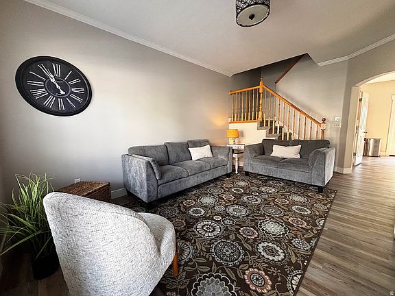 4th image of 8843 S Humboldt Ct