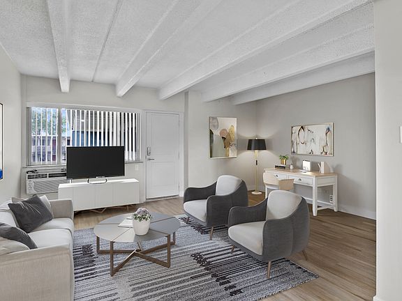 5th image of 4567 E Yale Ave #105-205