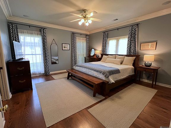 4th image of 6832 S Woodgate Ct
