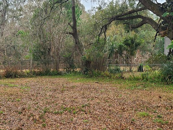 4th image of 21324 Canal Dr