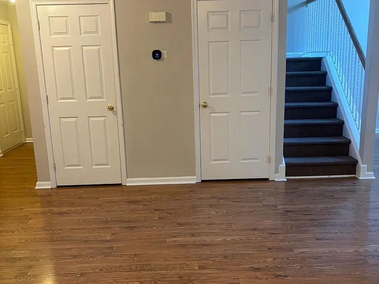 131 Murray Dr — Photo 11