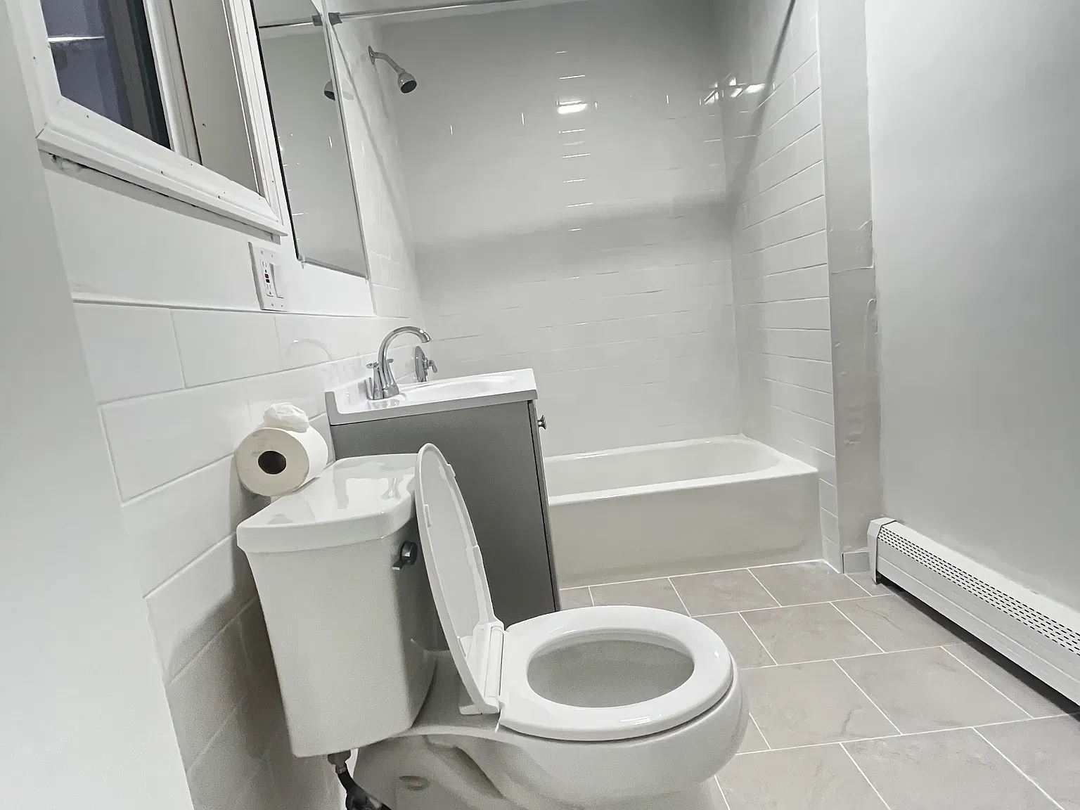 3 bed, 2.0 bath, $3,750 — Photo 1