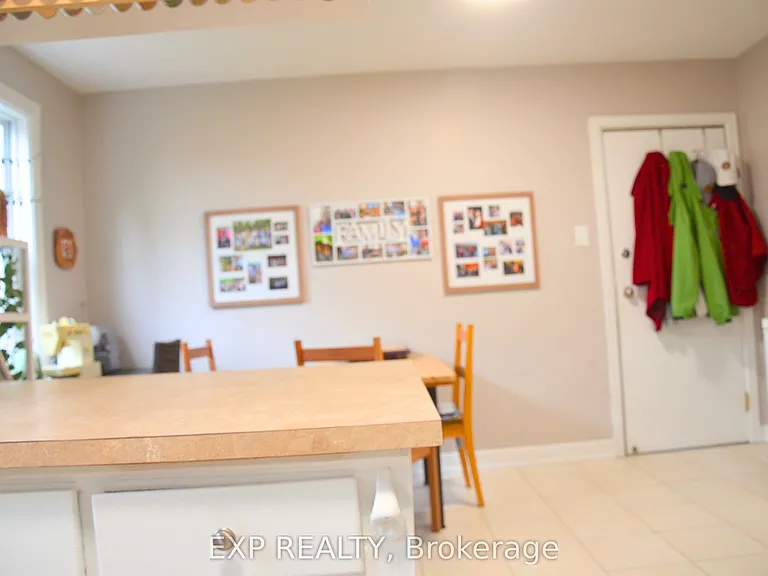 42 Lavergne St — Photo 15