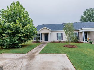 207 Washington Place Dr, Perry, GA 31069