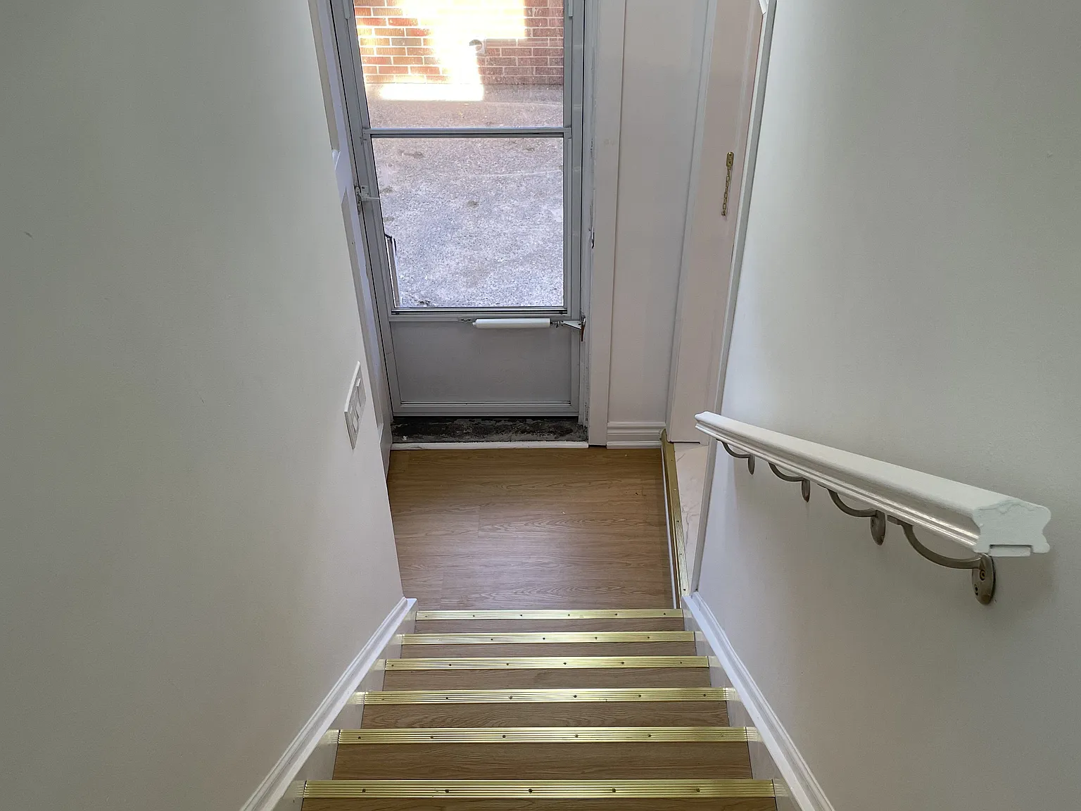 1 bed, $1,000 — Photo 3