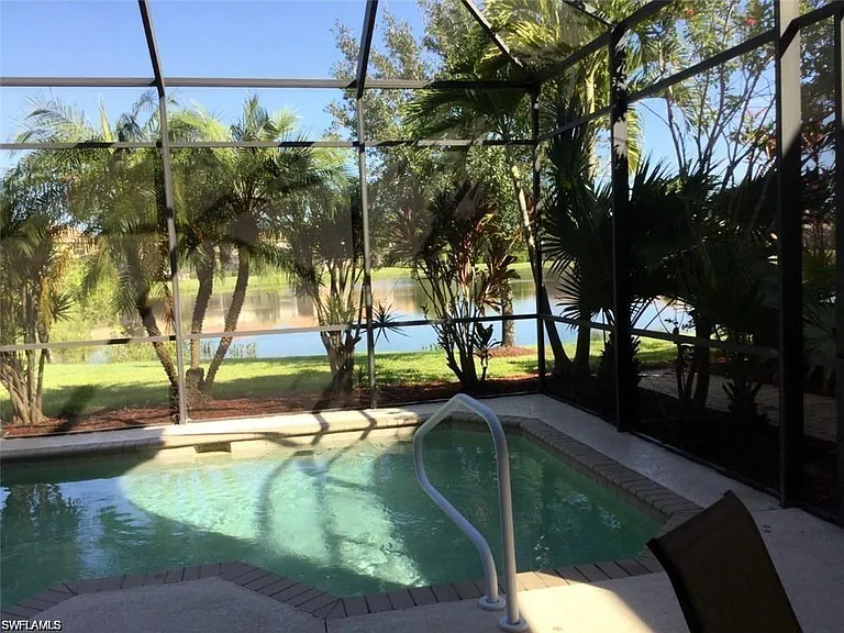 20085 Larino Loop — Photo 1