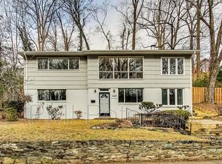 4007 Wexford Dr, Kensington, MD 20895