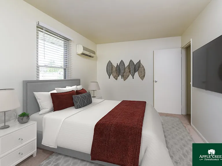 Apple Creek Townhomes — Photo 18