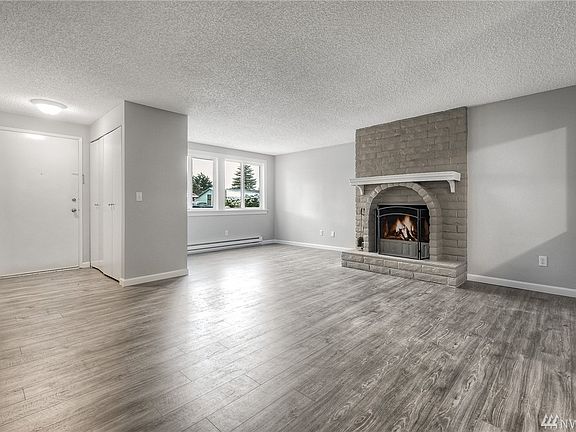 2nd image of 1519 22nd St NE #1605