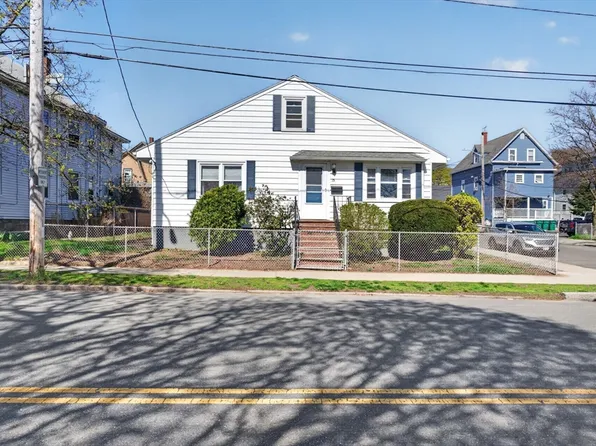 15 Tracy Ave, Lynn, MA 01902
