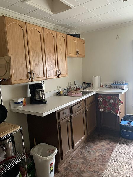 5th image of 306 GLEBE Street