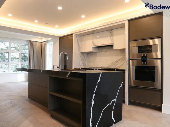 2797 Alamein Ave #3, Vancouver, BC V6L 1S1