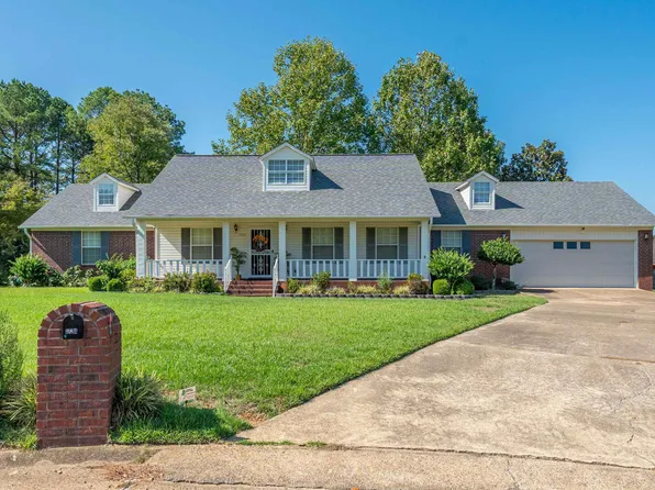 1724 Regency Dr, Malvern, AR 72104