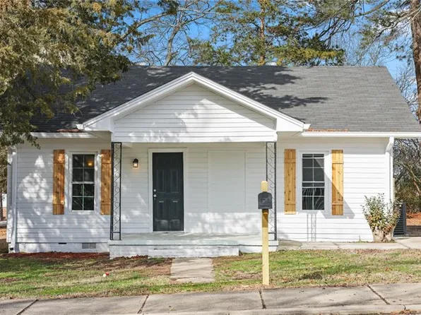 65 Wade St, Winder, GA 30680