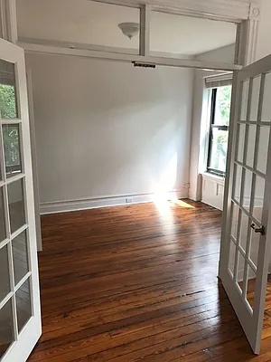 Rented by Flatiron Real Estate Advisors LLC | media 19