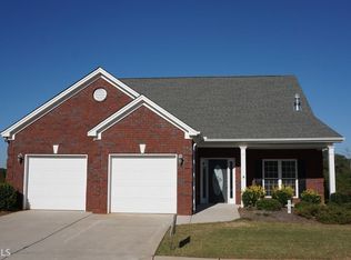 818 Crossroads Ct, Social Circle, GA 30025