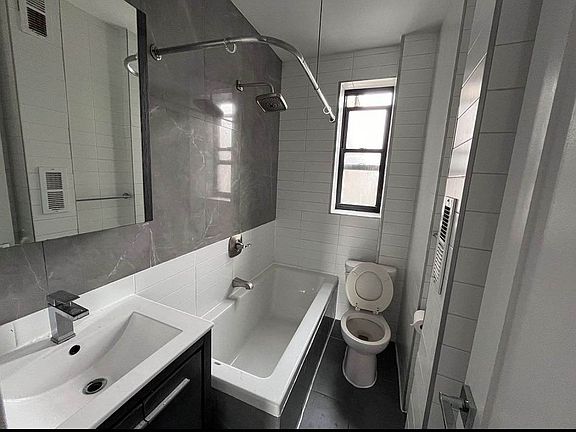 5th image of 2075 E 16th St APT 2J