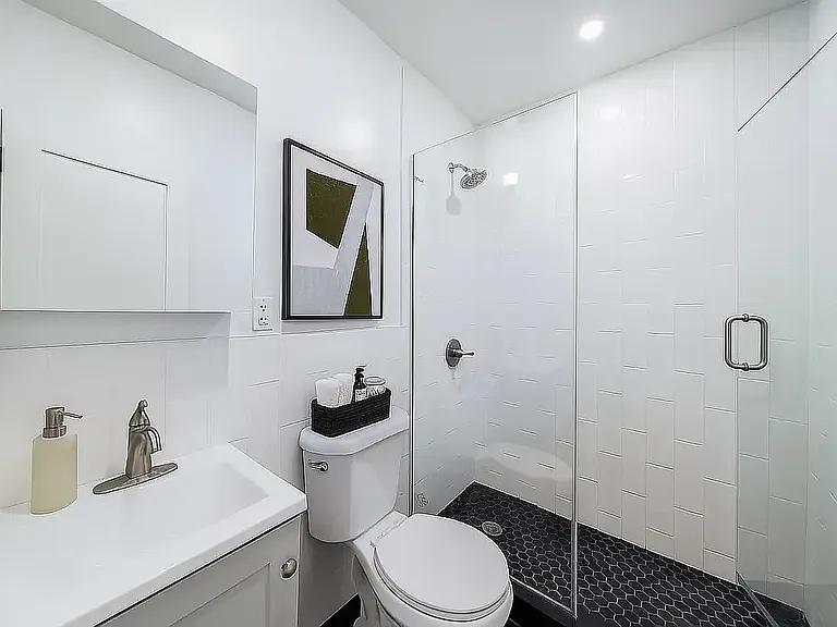 753 9th Ave #B3 — Photo 4