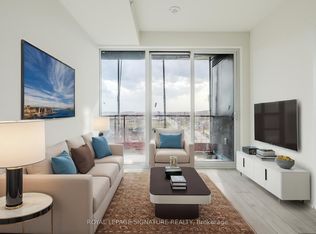 39 Mary St #801, Barrie, ON L4N 1S9